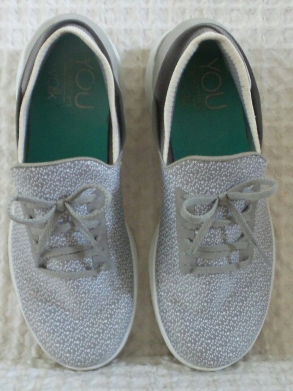 Womens YOU By Skechers Lightweight Gray Slip On Walking Shoes Size 7.5